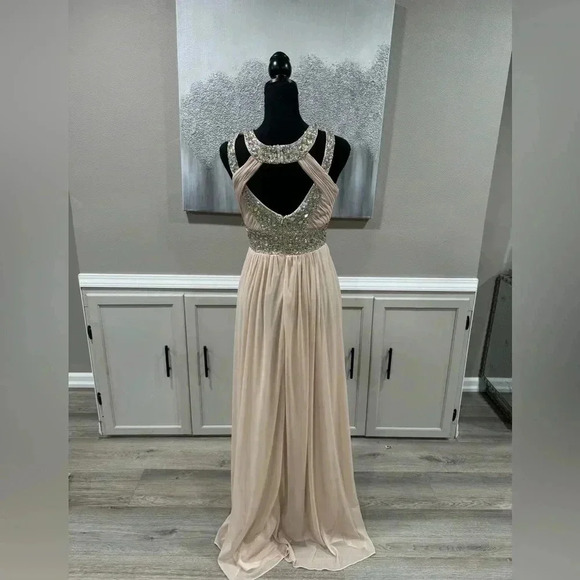 Betsey & Adam Beautiful Sparkled Neutral Colored Dress - Picture 9 of 11